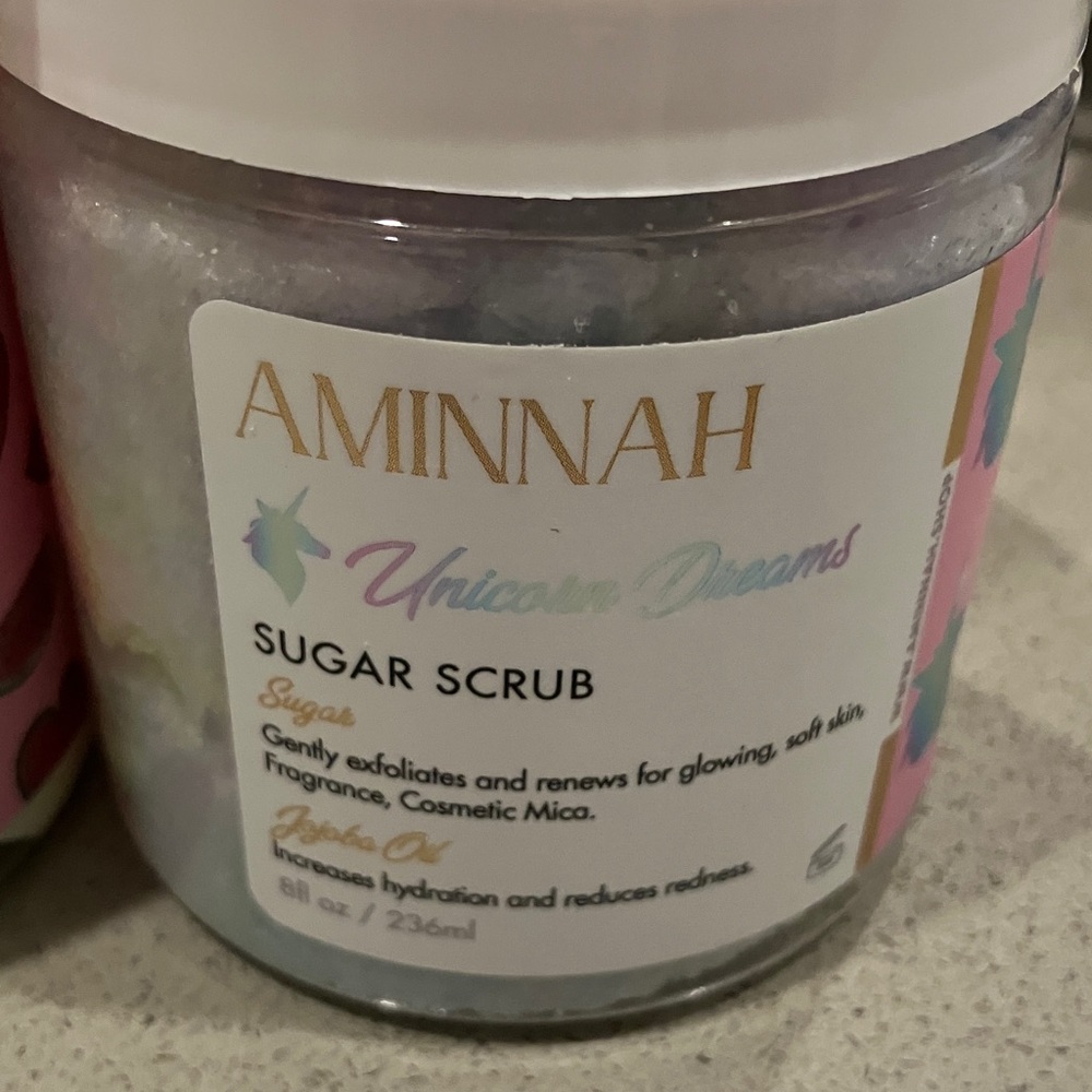 Aminnah Your Melons Butter and Sugar Scrub Set - Picture 2 of 6
